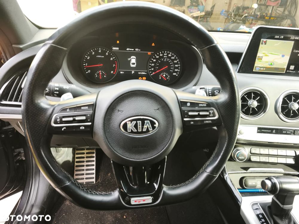 Kia Stinger 3.3 T-GDI V6 GT AWD - 14