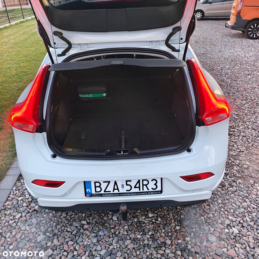 Volvo V40 D4 Summum - 14