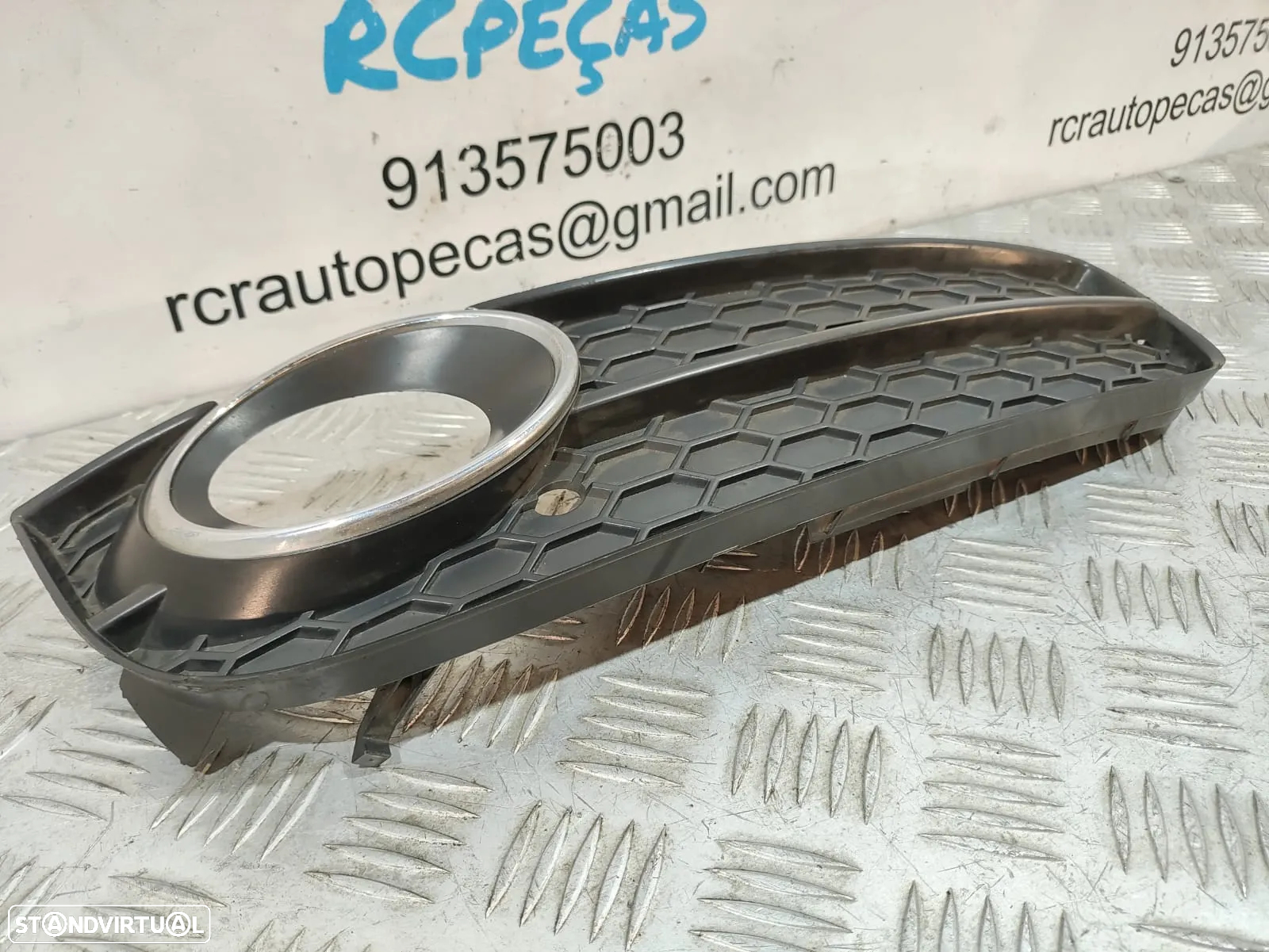 Grelha direita para-choques frontal original Audi A5 8T - 3