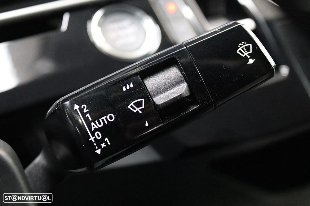 Peugeot 3008 1.2 Hybrid Allure e-DCS6 - 18