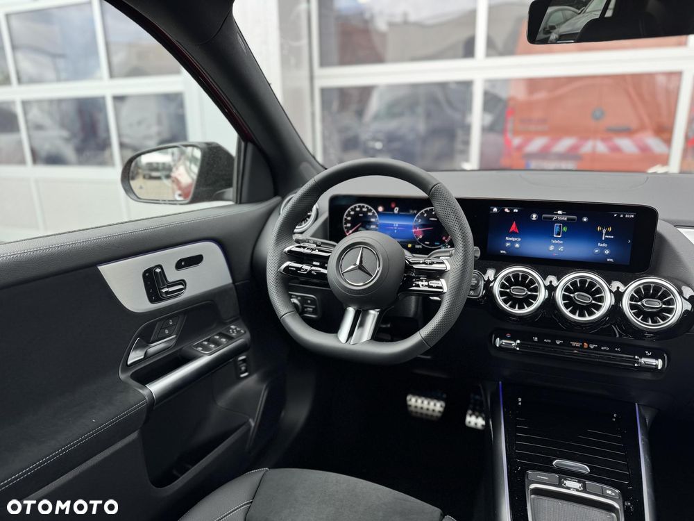 Mercedes-Benz GLA 200 mHEV AMG Line 7G-DCT - 15