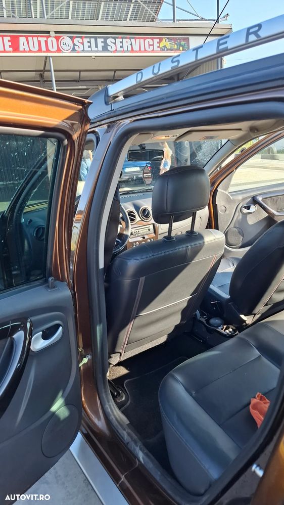 Dacia Duster 1.5 dCi 4x2 Laureate - 6