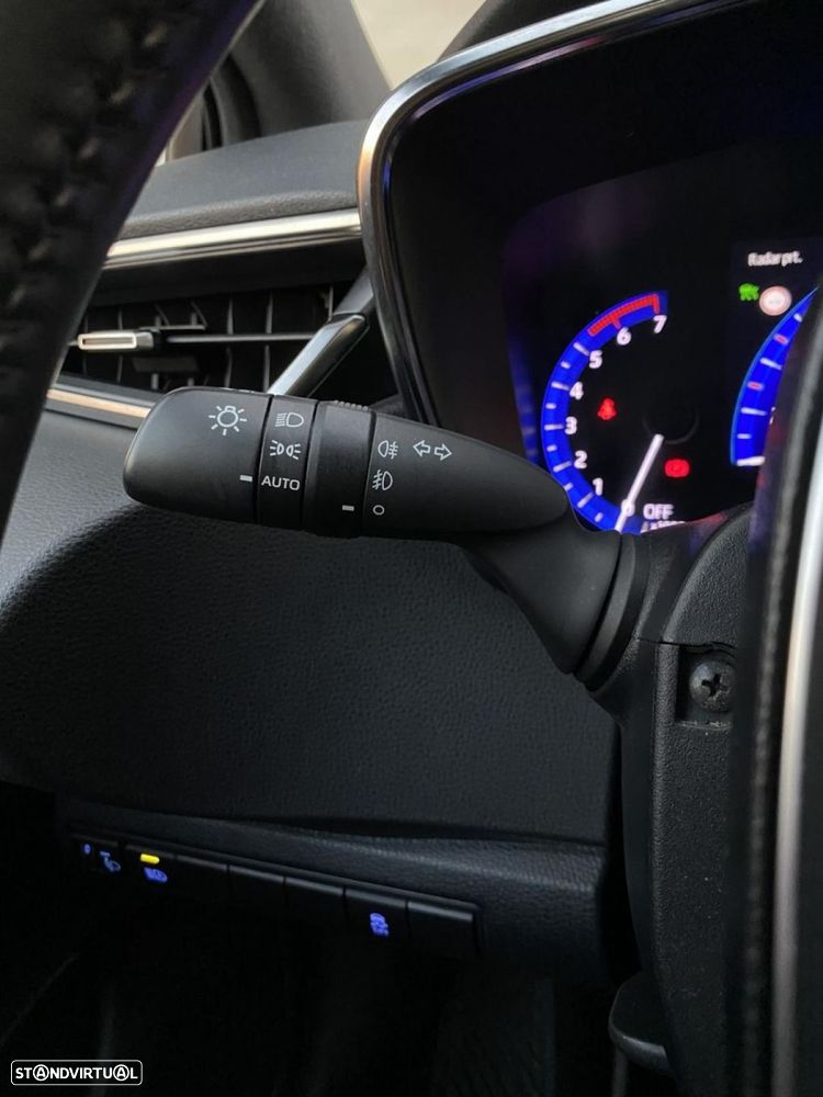Toyota Corolla 1.8 Hybrid Comfort - 27