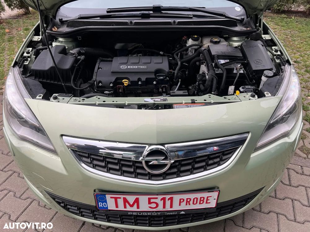 Opel Astra 1.4 Cosmo - 12