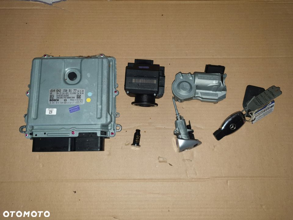 MB W211 LIFT 3.0CDI V6 ZESTAW STARTOWY 6421509177