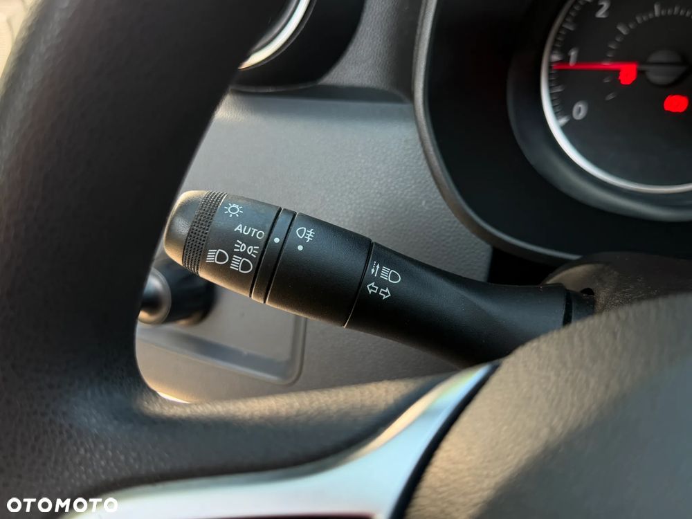 Dacia Duster 1.0 TCe Essential - 27