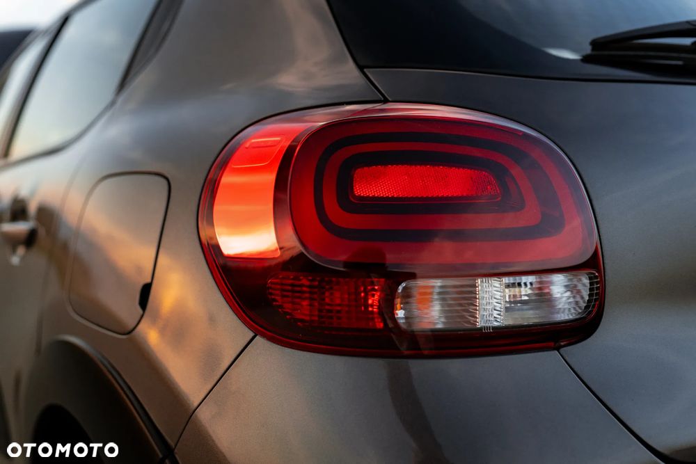 Citroën C3 1.2 PureTech Shine - 19