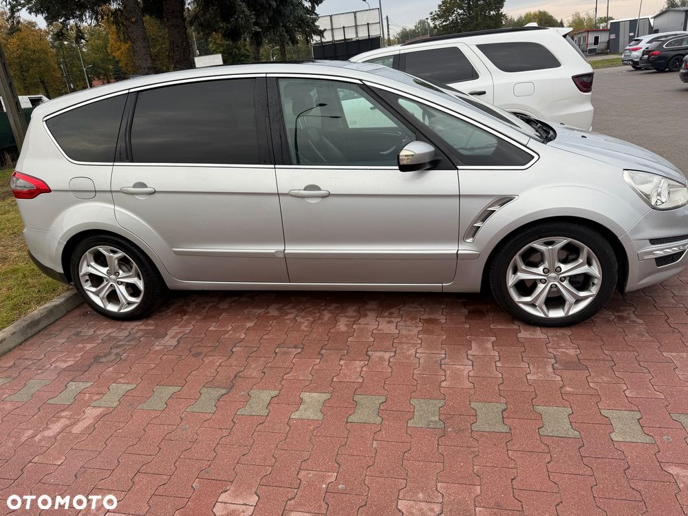 Ford S-Max 2012 photo 4