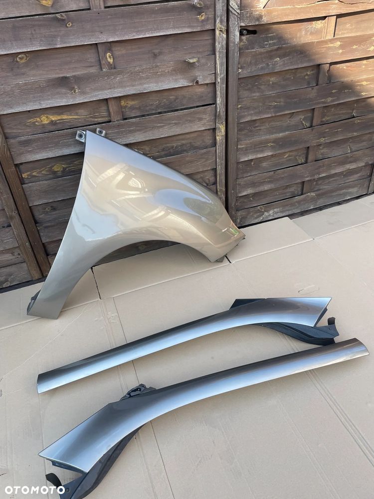 RENAULT SCENIC 3 III  błotnik LAMPA LEWA   KOD TEHNK drzwi - 2