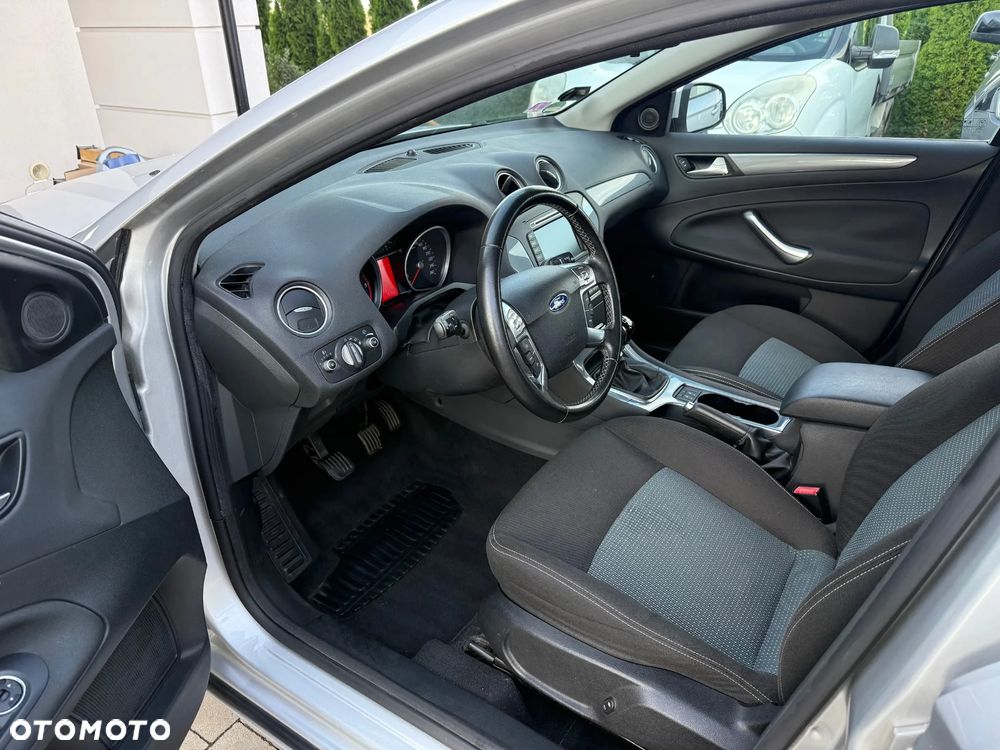 Ford Mondeo Turnier 1.6 TDCi Business Edition - 12