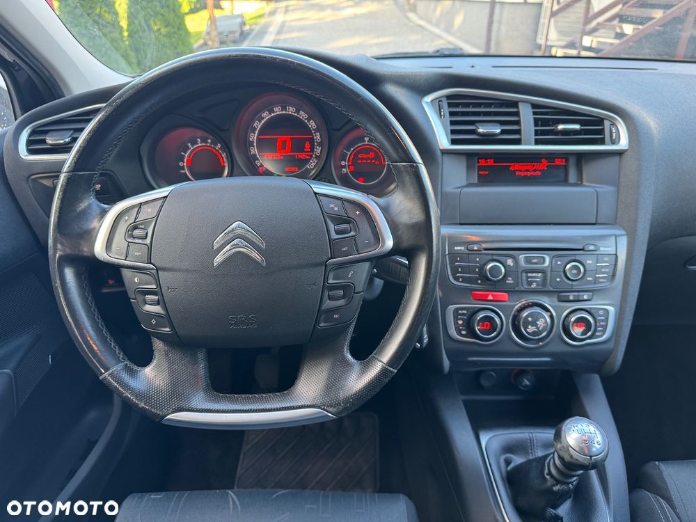 Citroën C4 HDi 115 Exclusive - 5