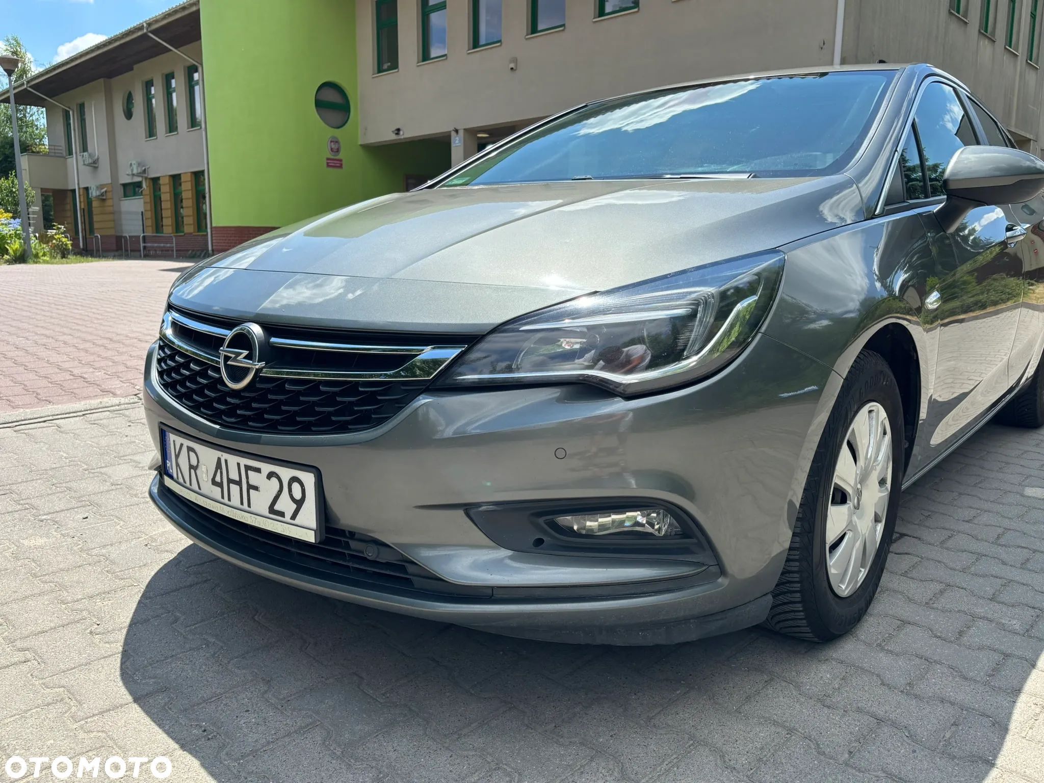 Opel Astra V 1.4 T Elite - 1