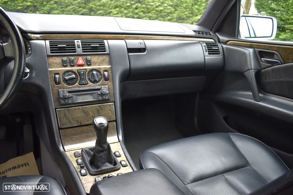 Mercedes-Benz E 290 TD Avantgarde - 9