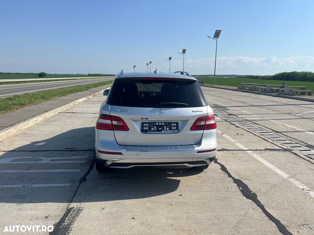 Mercedes-Benz ML 300 CDI Aut - 4