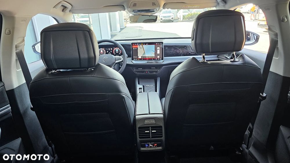 Volkswagen Passat - 17