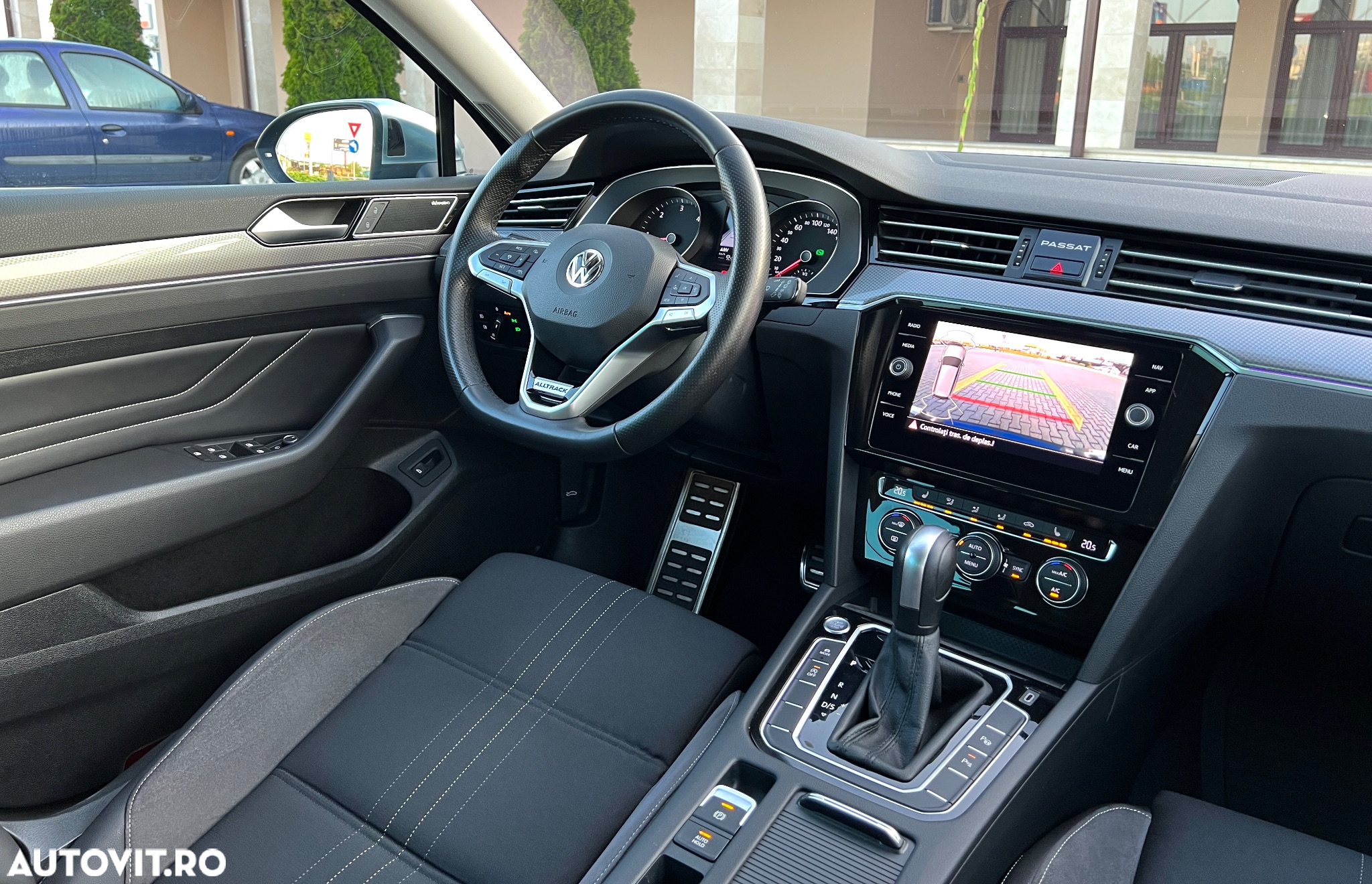 Volkswagen Passat Variant 2.0 TDI DSG 4Motion Highline - 6