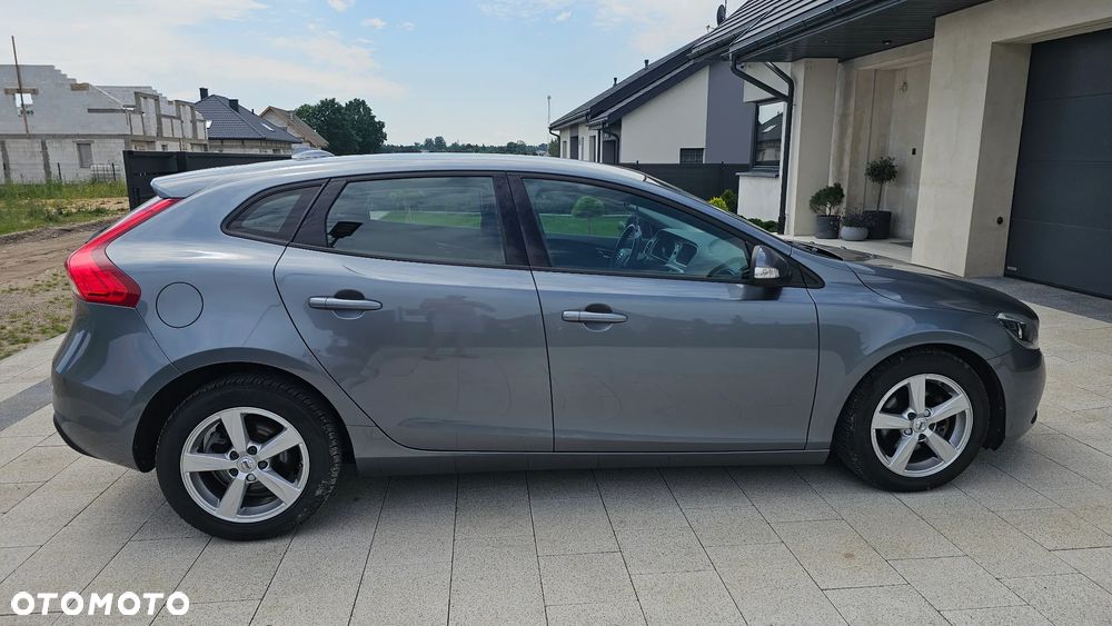 Volvo V40 D2 - 8