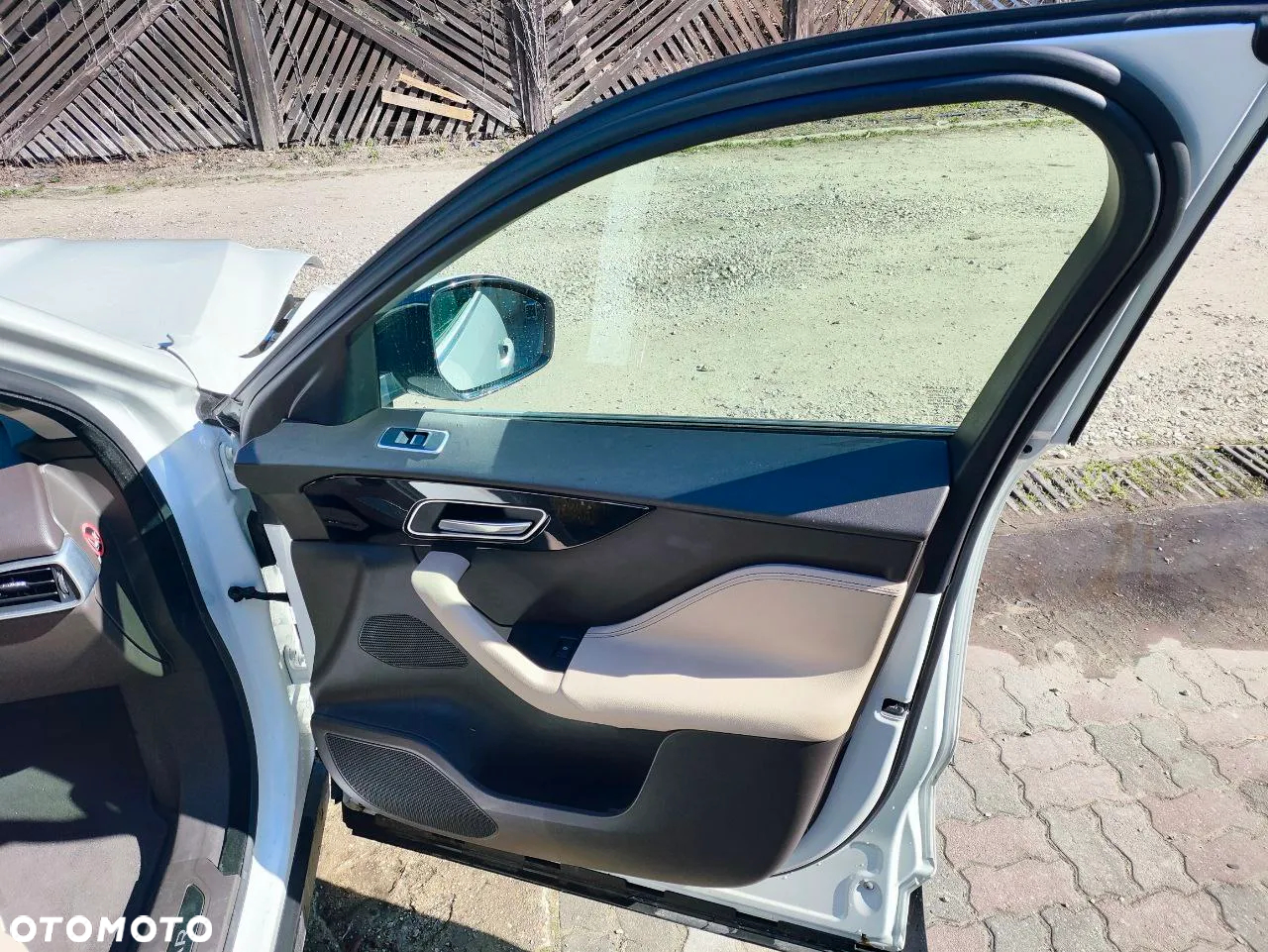 Jaguar F-Pace 20d AWD Prestige - 11
