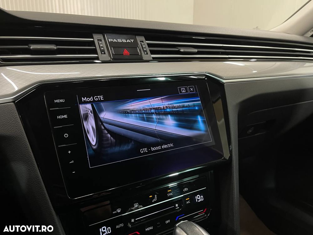 Volkswagen Passat - 18