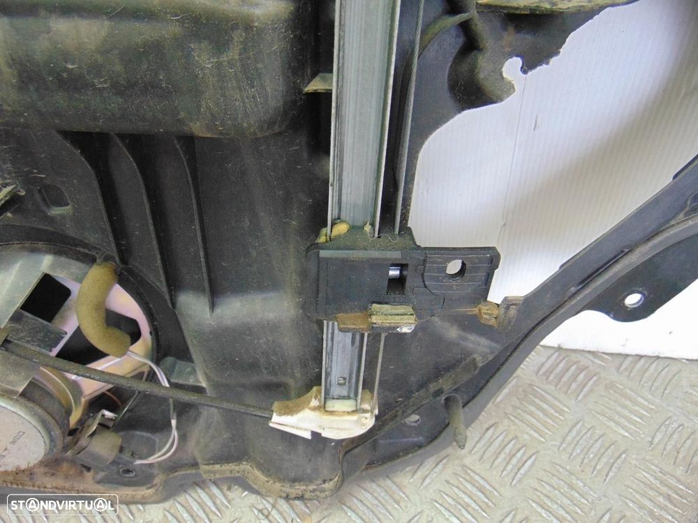 ELEVADOR DE VIDRO TRASEIRO ESQUERDO MAZDA 3 2007 -6 PIN - 1