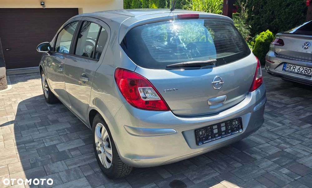 Opel Corsa - 10