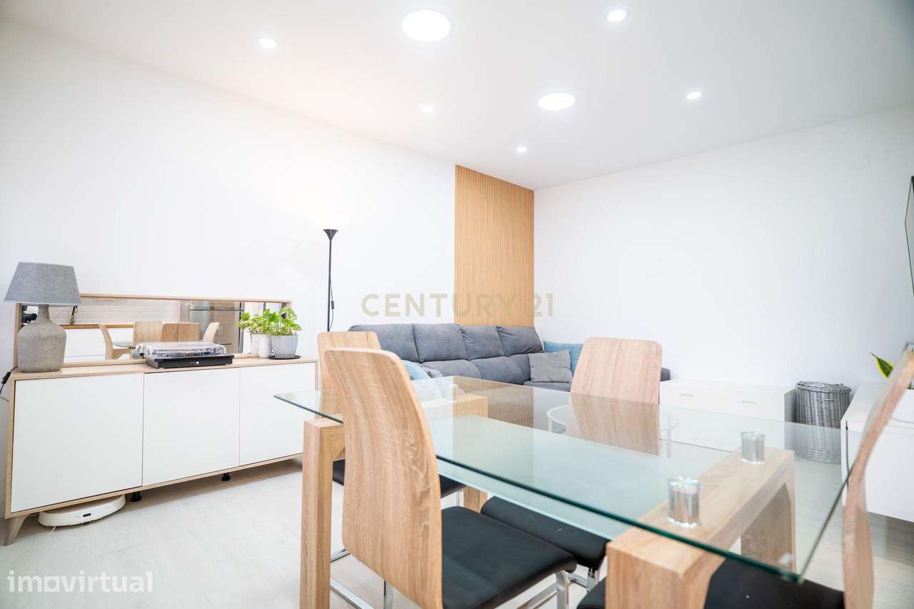 T3 Remodelado numa das principais entradas do Forte da Casa - Grande imagem: 3/25