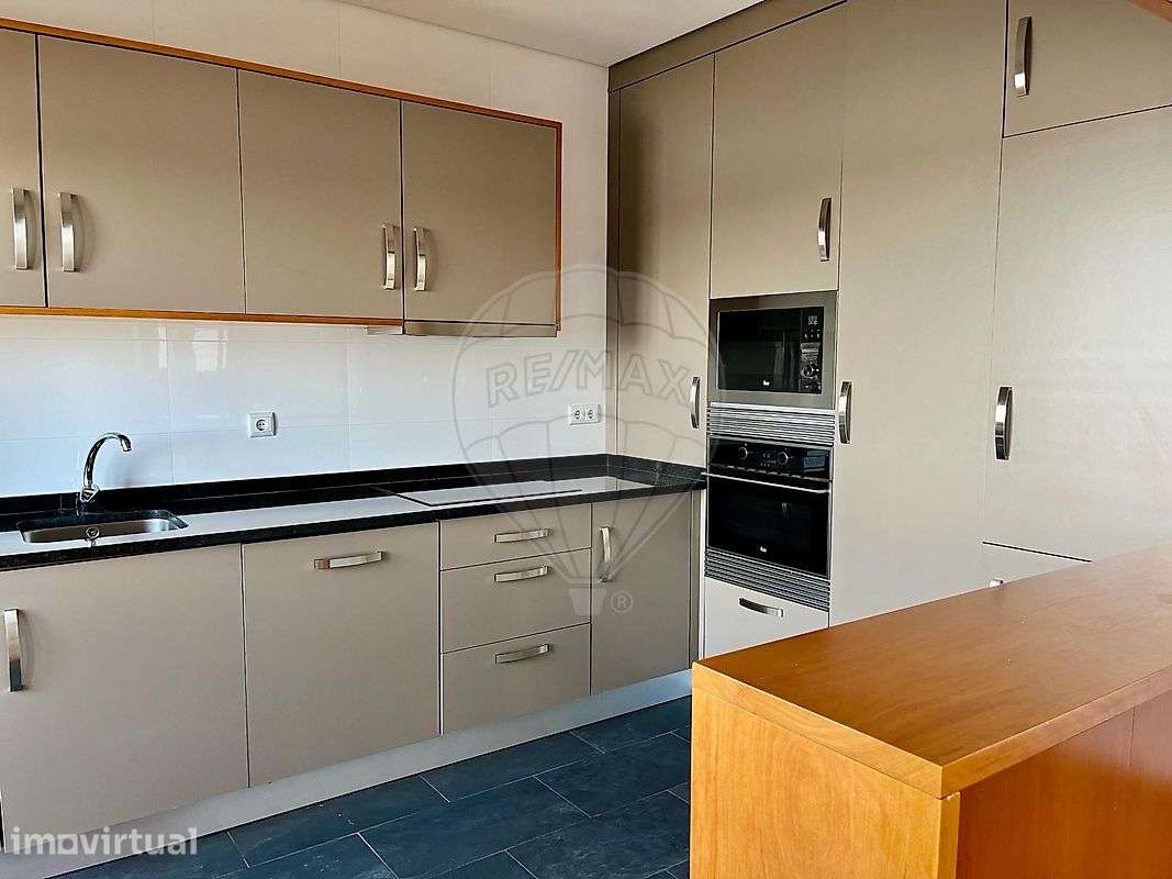 Apartamento T4 para arrendamento - Grande imagem: 3/18
