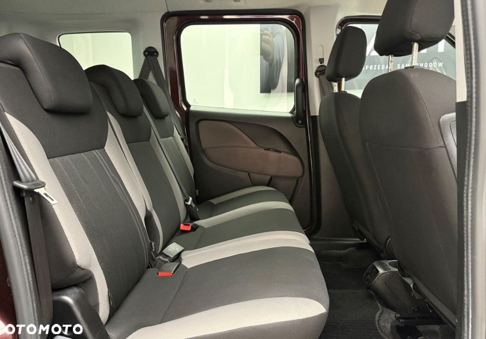 Fiat Doblo - 19