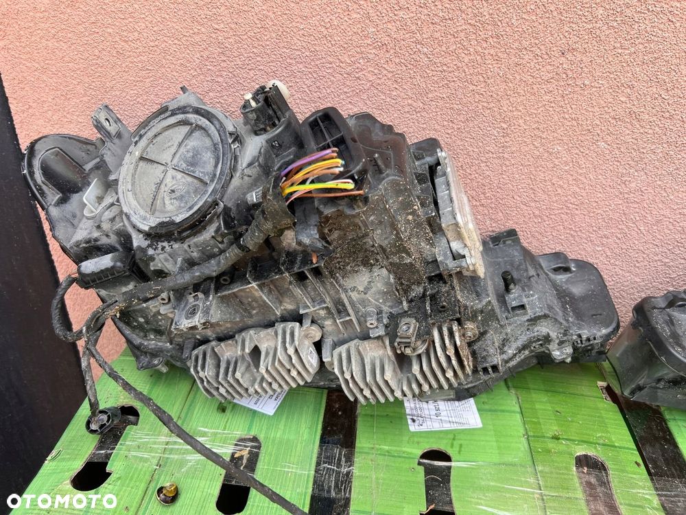 Lampa przednia BMW 3 F30 F31 XENON NIESKRĘTNE KOMPLET EUROPA ORYGINALNE ZKW - 7