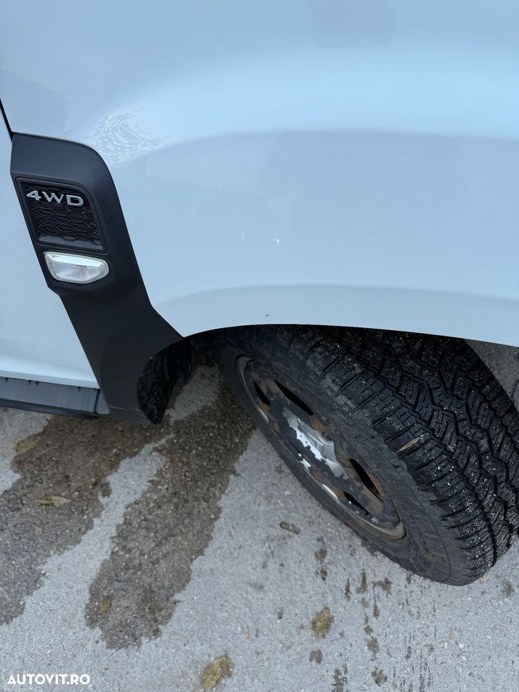 Dacia Duster 1.5 Blue dCi 4WD Prestige jante 16" - 35