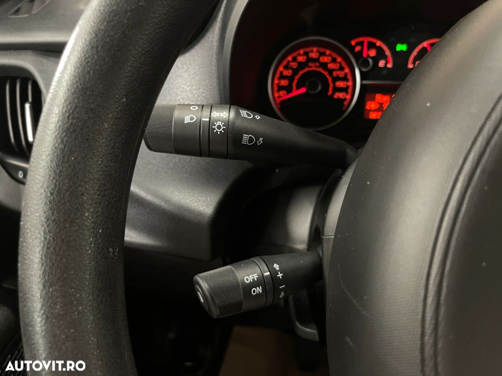 Fiat Doblo Combi 1.6 Mjet 90 CP Confort - 18