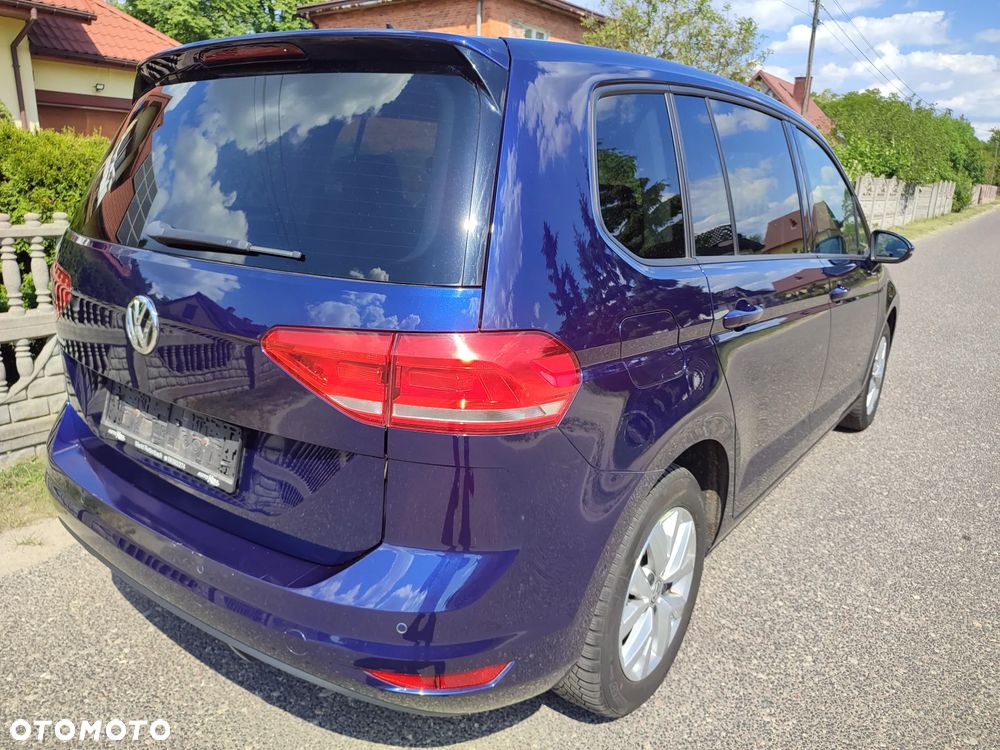Volkswagen Touran 2.0 TDI SCR (BlueMotion Technology) Comfortline - 5