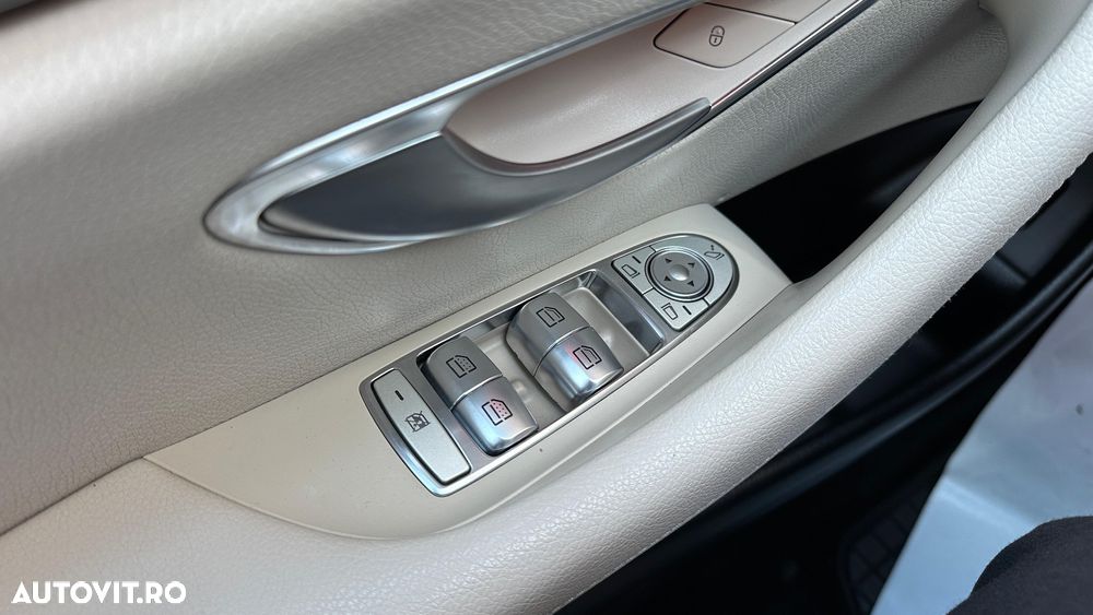 Mercedes-Benz E 220 d 9G-TRONIC Avantgarde - 27