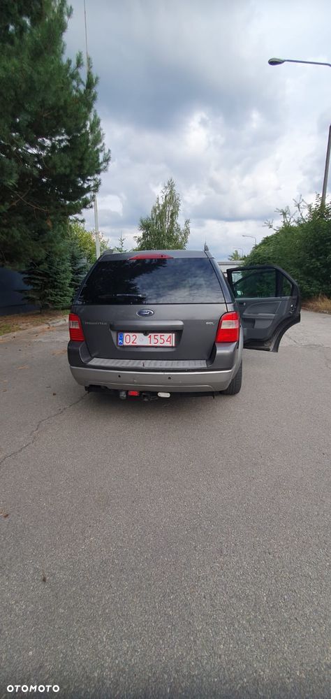 Ford Freestyle 3.0 SE - 17