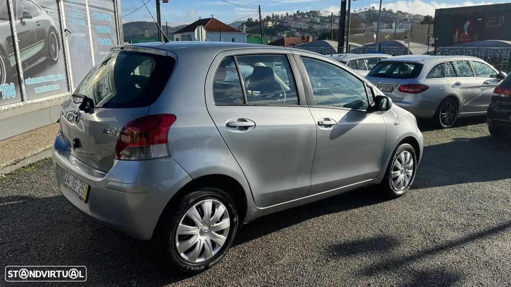 Toyota Yaris - 6