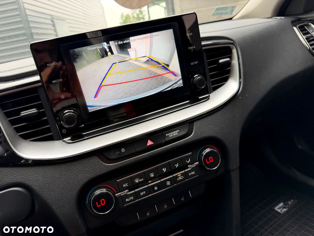 Kia Ceed 1.6 CRDi L Business Line - 28