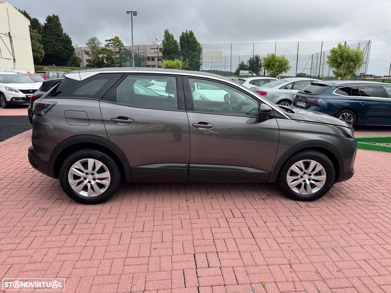 Peugeot 3008 1.5 BlueHDi Active Pack EAT8 - 4