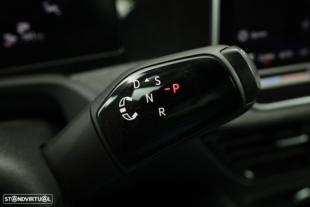 VW Passat Variant 1.5 TSI eHybrid DSG - 16