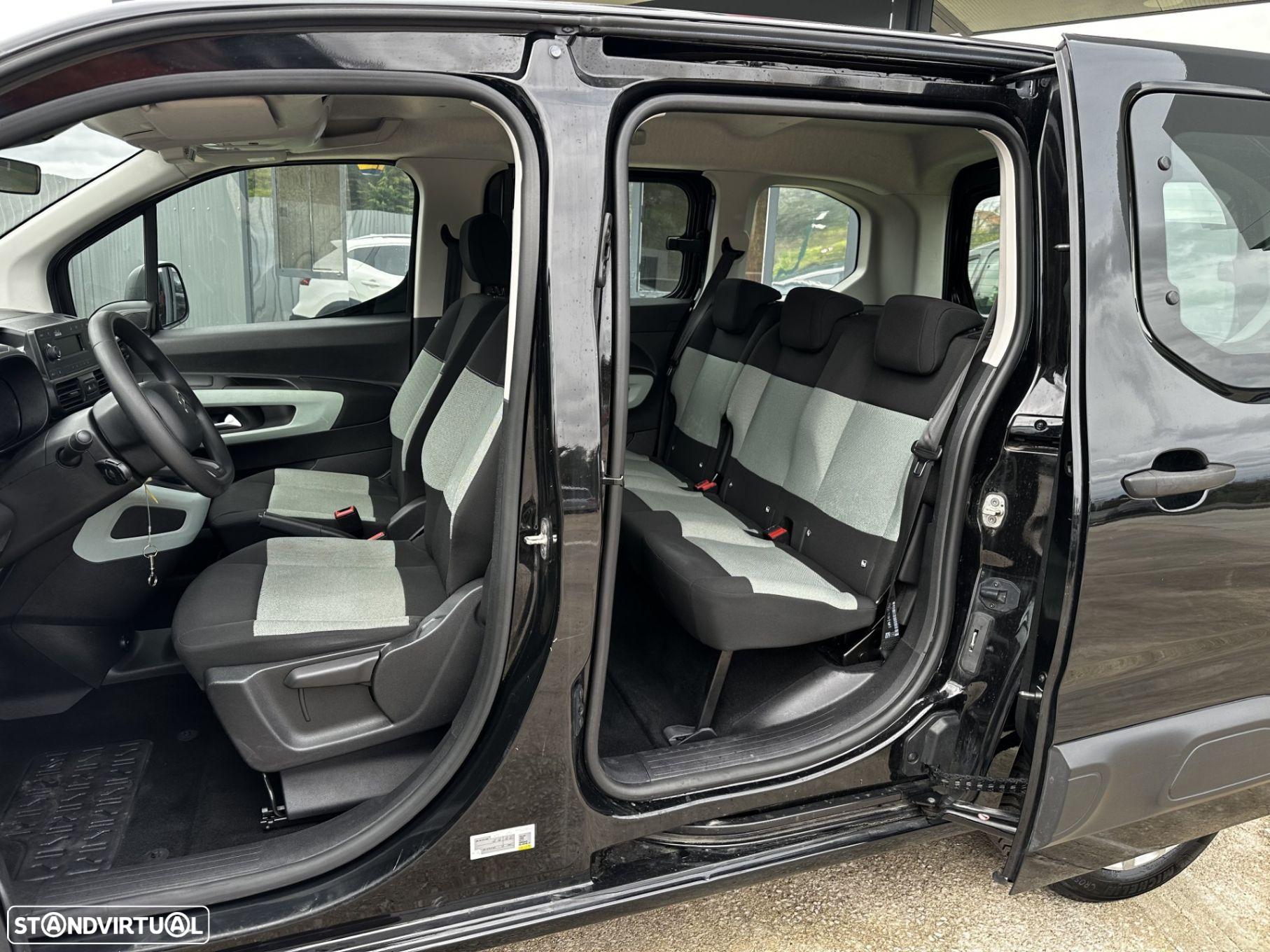 Citroën Berlingo 1.2 PureTech M Feel - 9