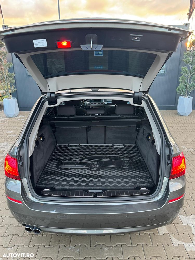 BMW Seria 5 525d xDrive Aut. - 25
