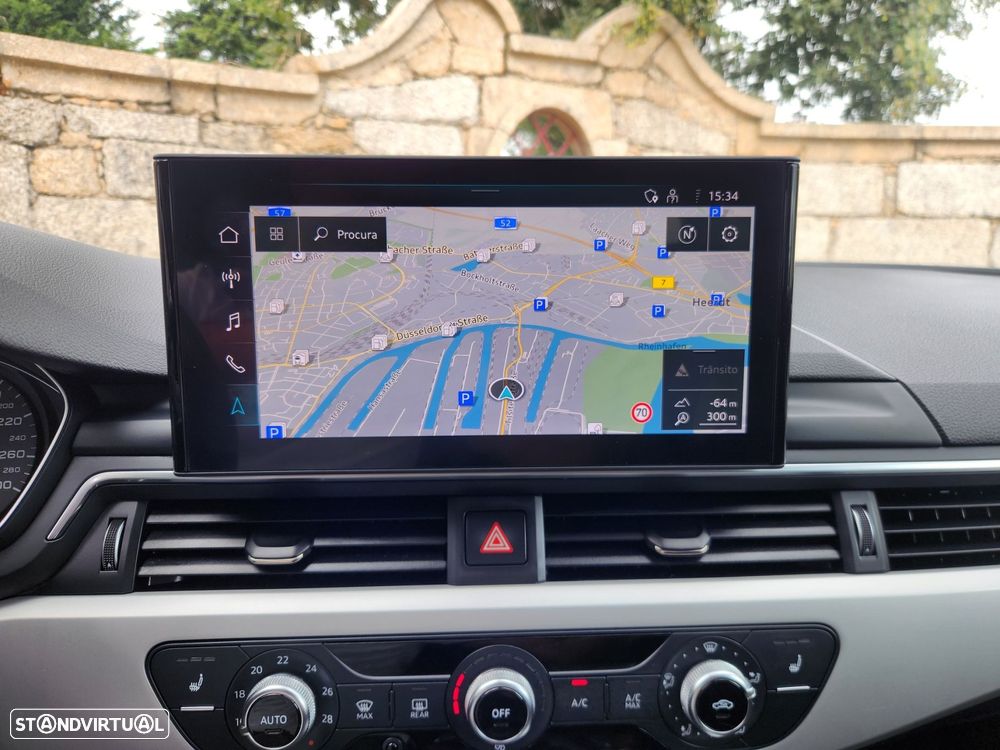 Audi A4 Avant 40 TDI S line S tronic - 32