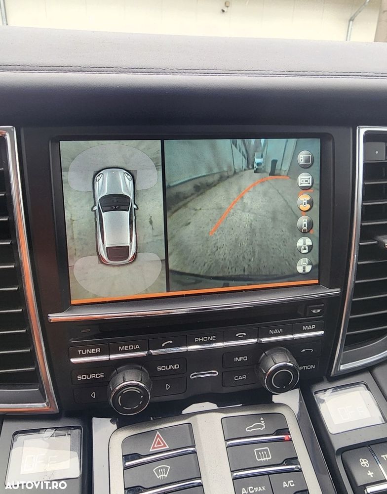 Porsche Panamera 3.0 PDK 4S - 8