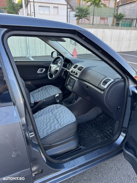 Skoda Fabia 1.2 HTP - 11