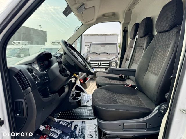Opel Movano - 8