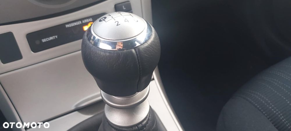 Toyota Corolla 1.6 VVT-i Premium - 16