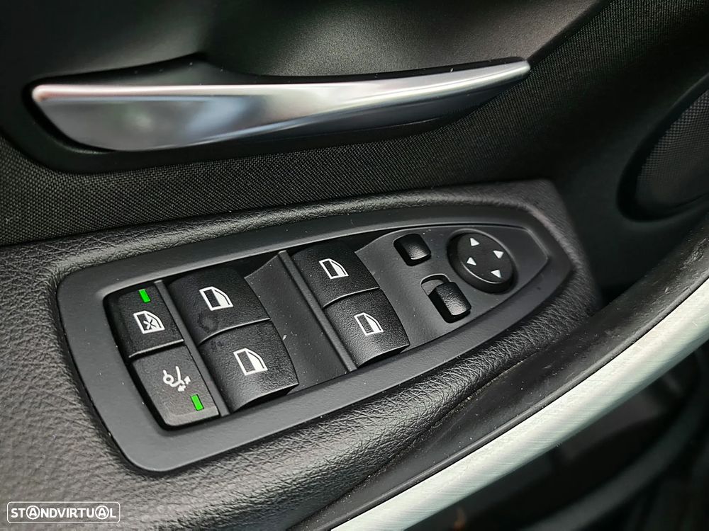 BMW 320 Gran Turismo d Sport-Aut. Sport Line - 11