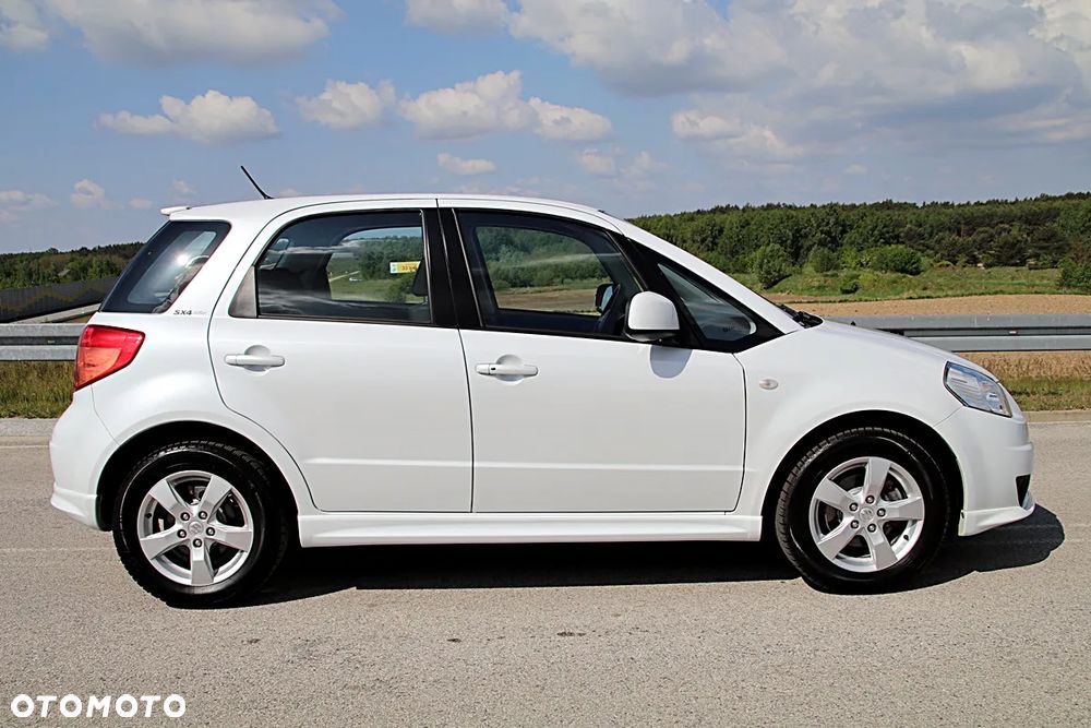 Suzuki SX4 1.6 VVT 4x2 City - 12