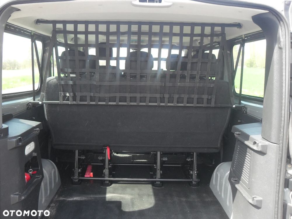Opel Vivaro - 10