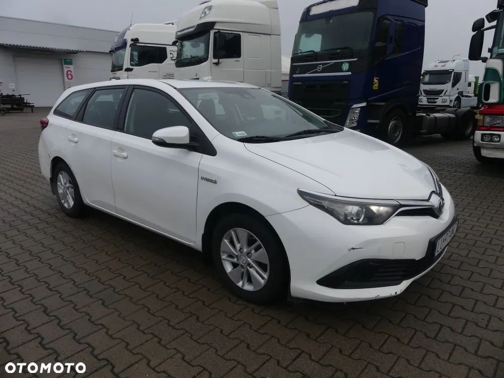 Toyota Auris - 3
