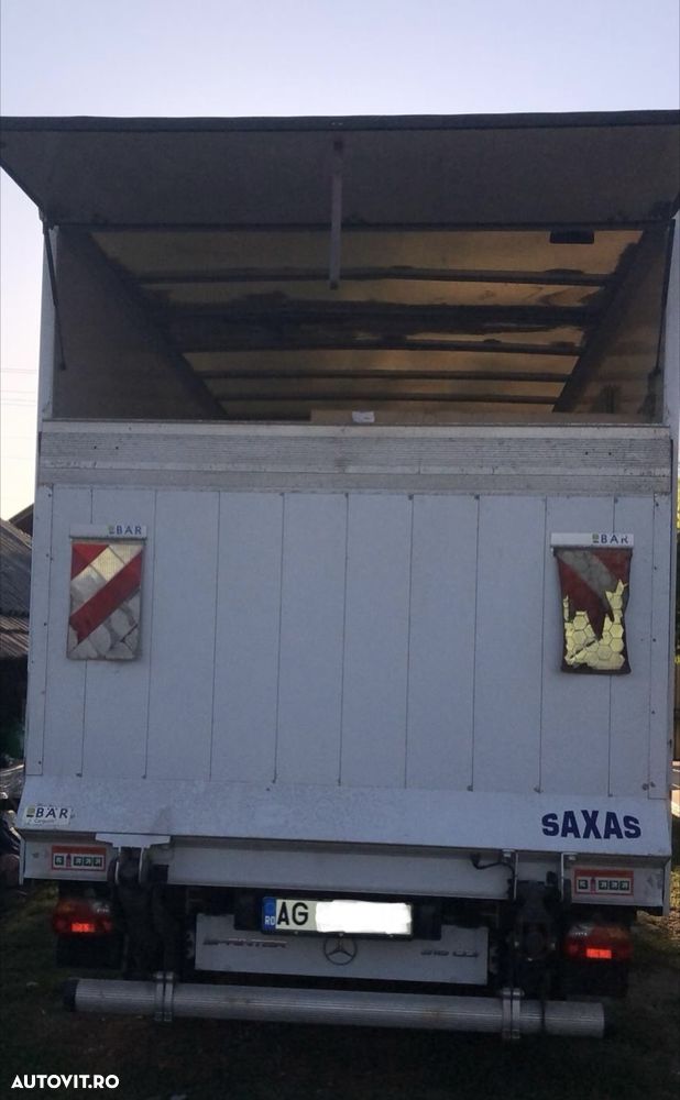 Mercedes-Benz Sprinter - 4